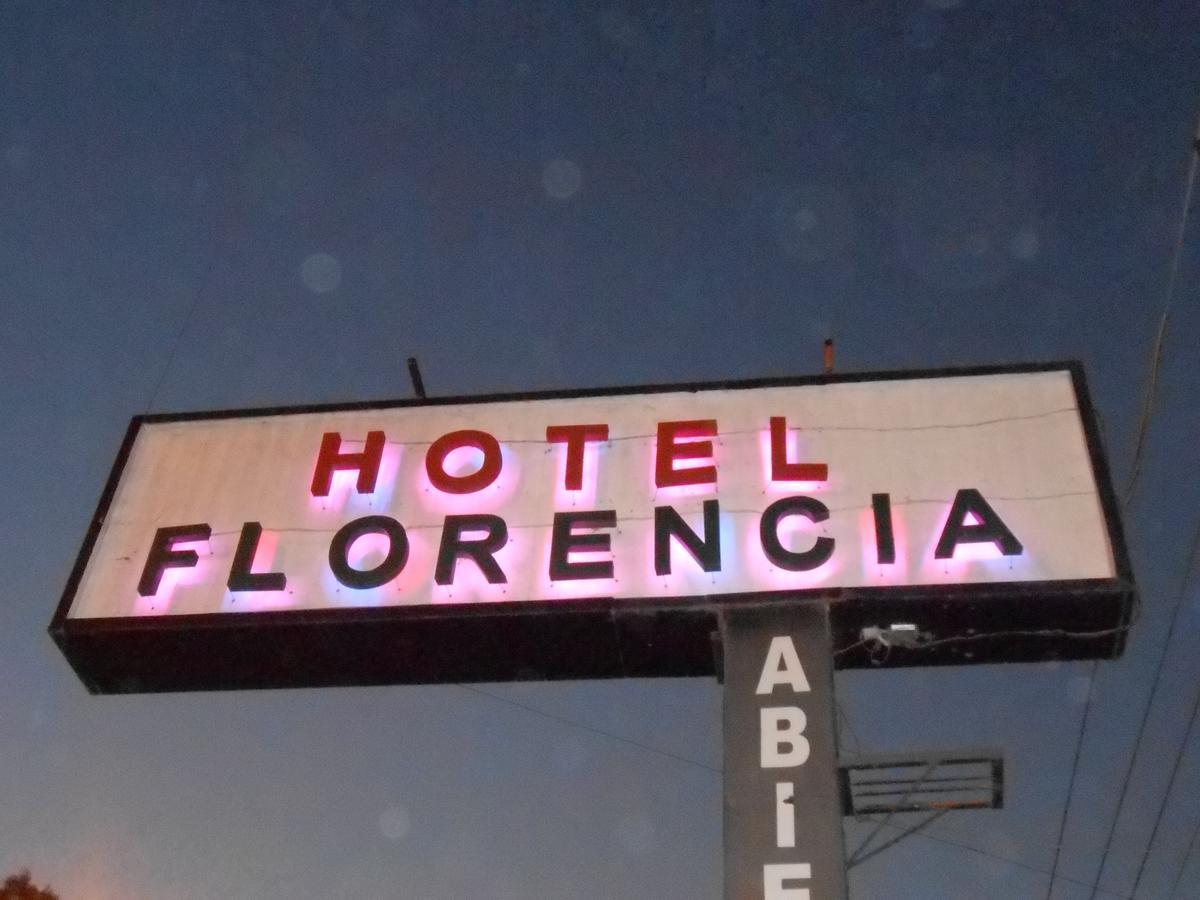 Hotel Florencia Termas de Río Hondo Εξωτερικό φωτογραφία